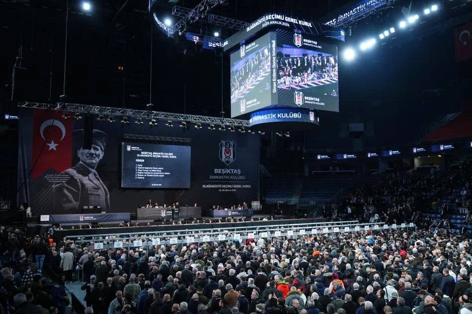 Beşiktaş Galatasaray arasında maklubeciler tartışması 10