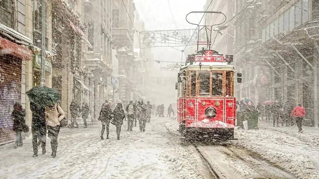 Meteoroloji İstanbul'un ilçe ilçe kar raporunu açıkladı 11