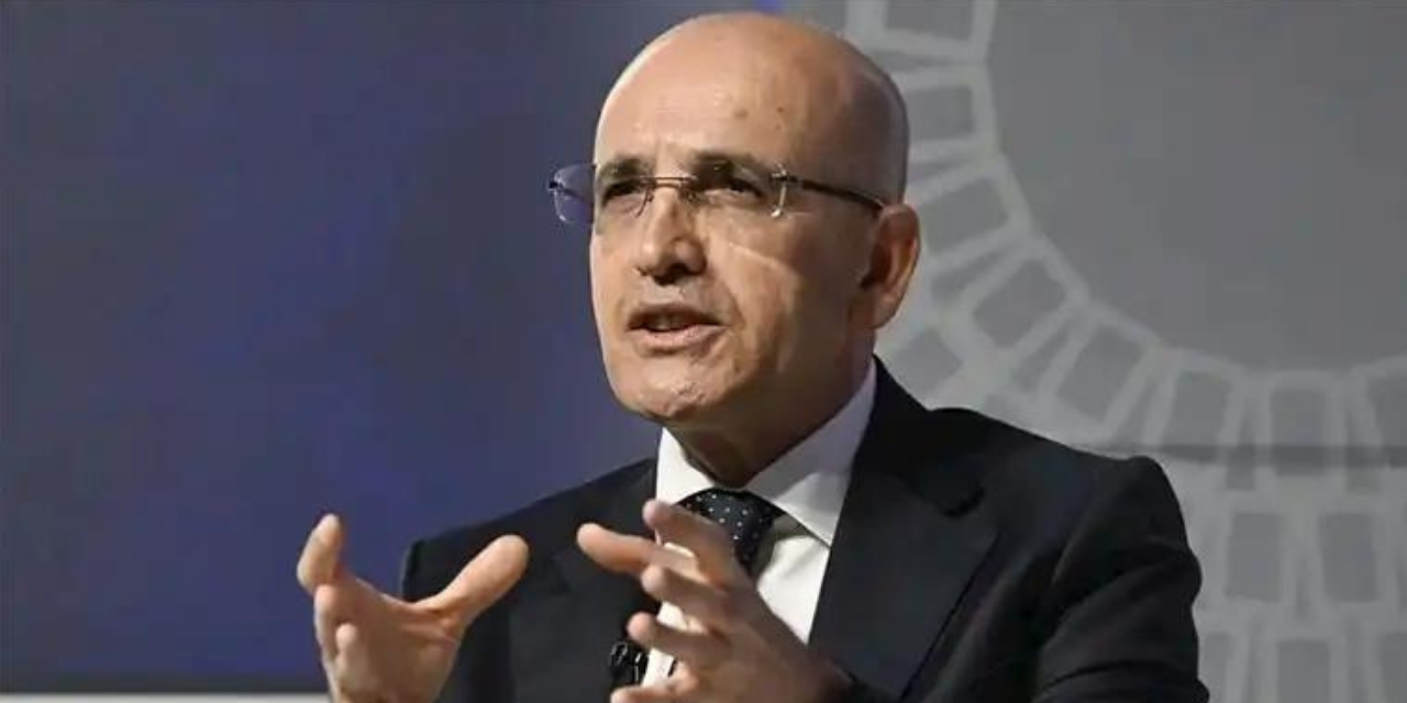 Mehmet Şimşek vergi paketini “Vatandaşlarımıza yük getirmiyor” diyerek savundu