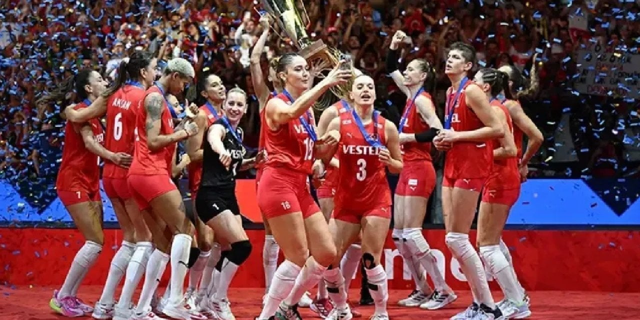 A Milli Kadın Voleybol Takımı'ndan Olimpiyat galibiyeti!