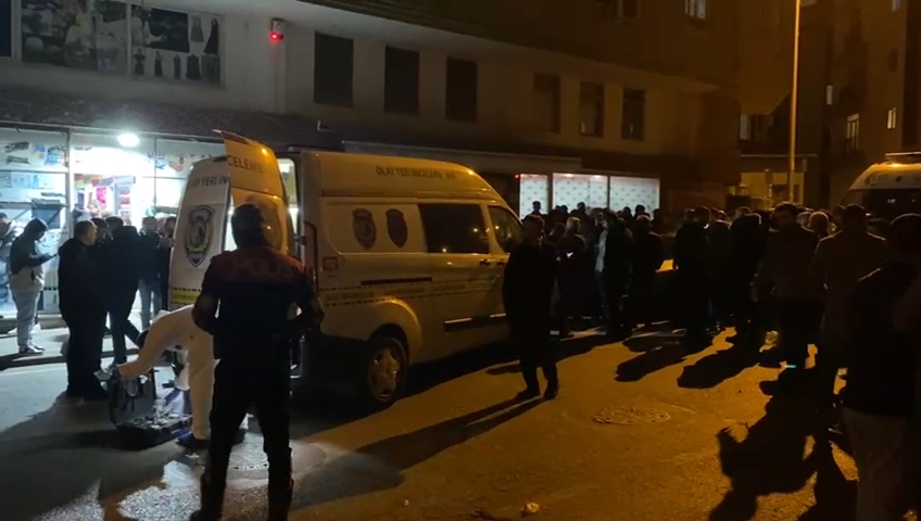 İstanbul’da polis memuru tartıştığı kişilere ateş açtı: 2 kişi öldü, 2 kişi yaralandı