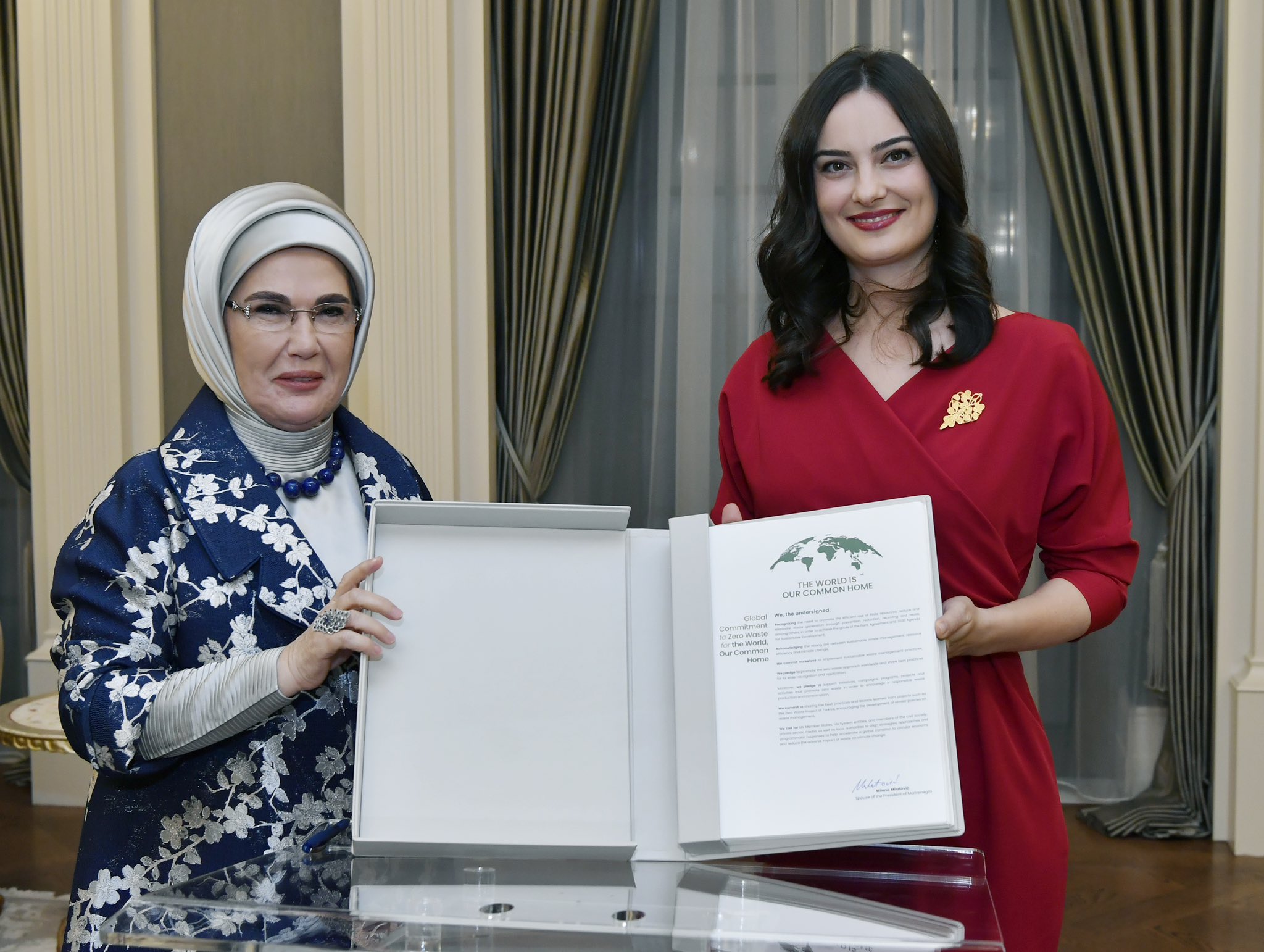 Emine Erdoğan, Karadağ Devlet Başkanı'nın eşi Milatovic ile bir araya geldi