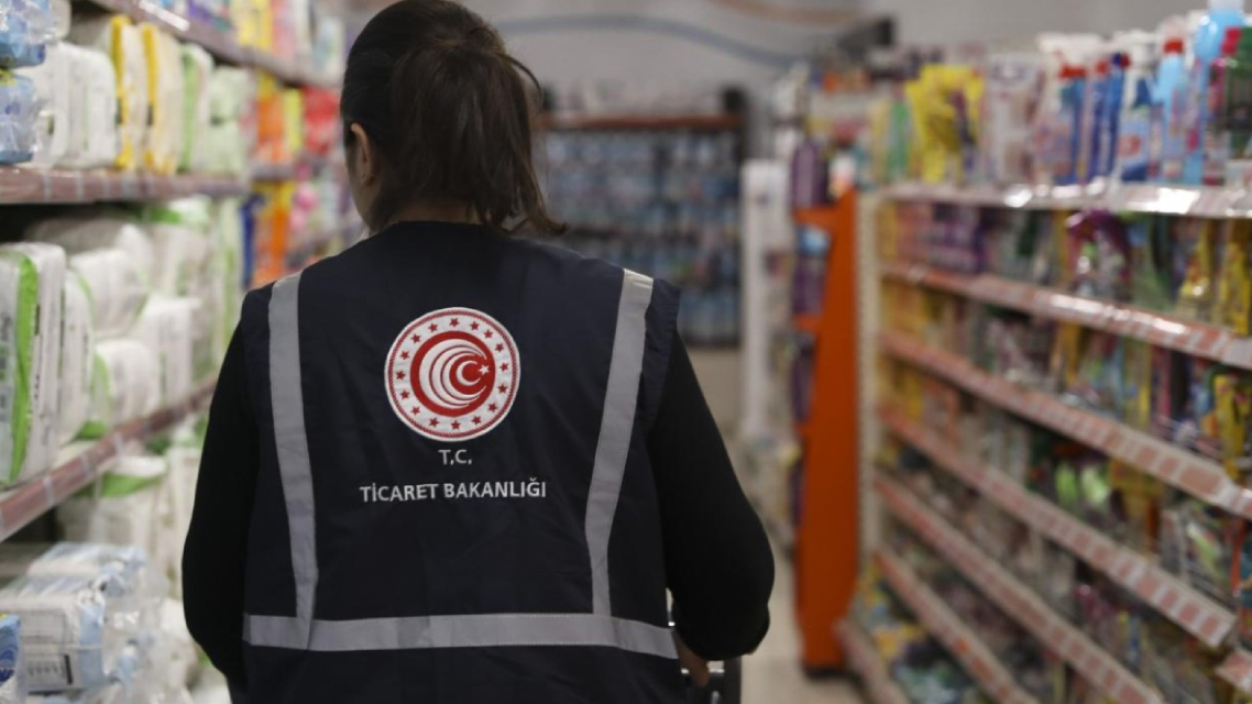 Ticaret Bakanlığı'ndan işletmelere "asgari ücret" cezası