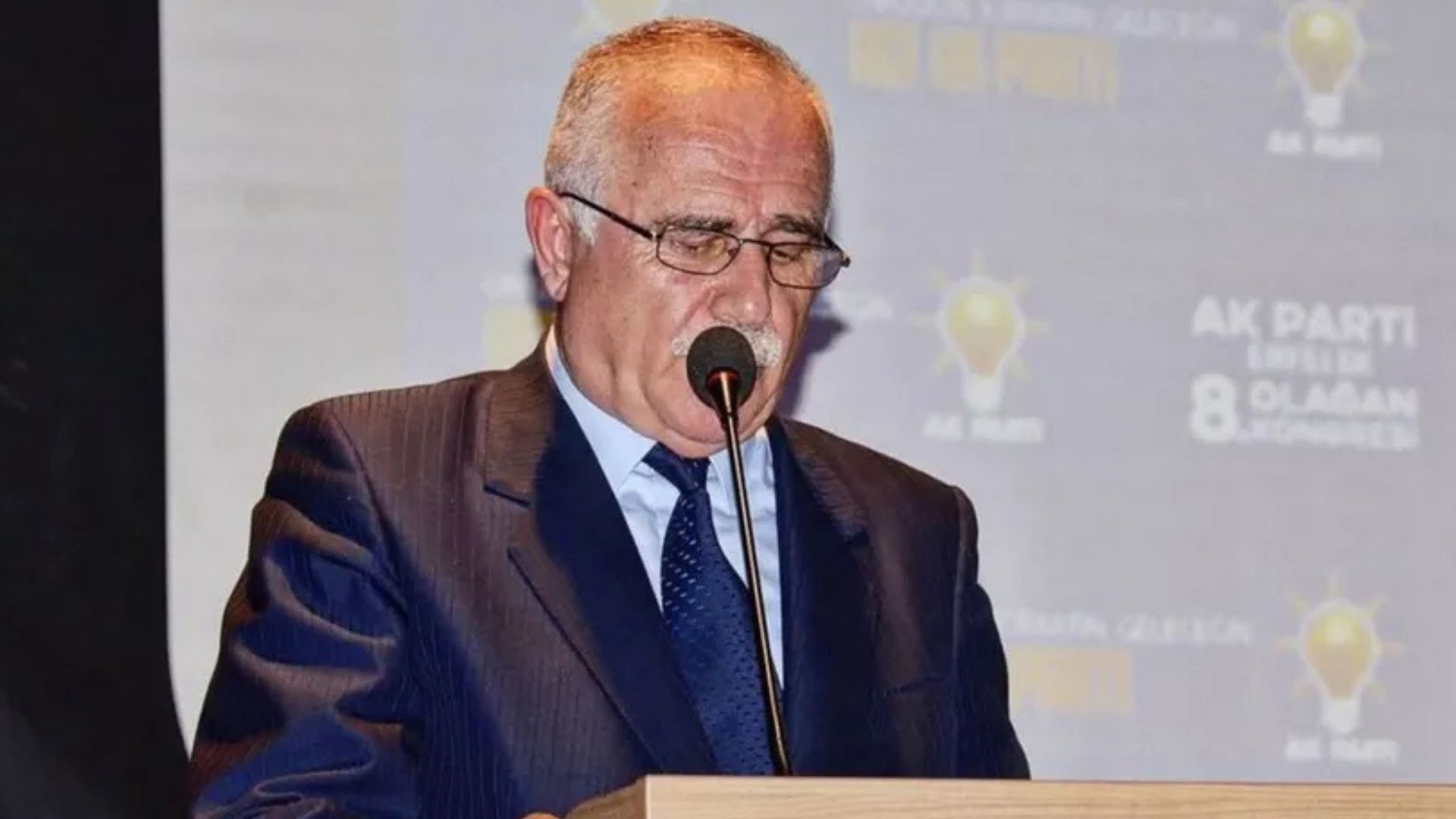 AKP’li belediye başkanı hastaneye kaldırıldı: Sağlık durumuna ilişkin belediyeden açıklama geldi