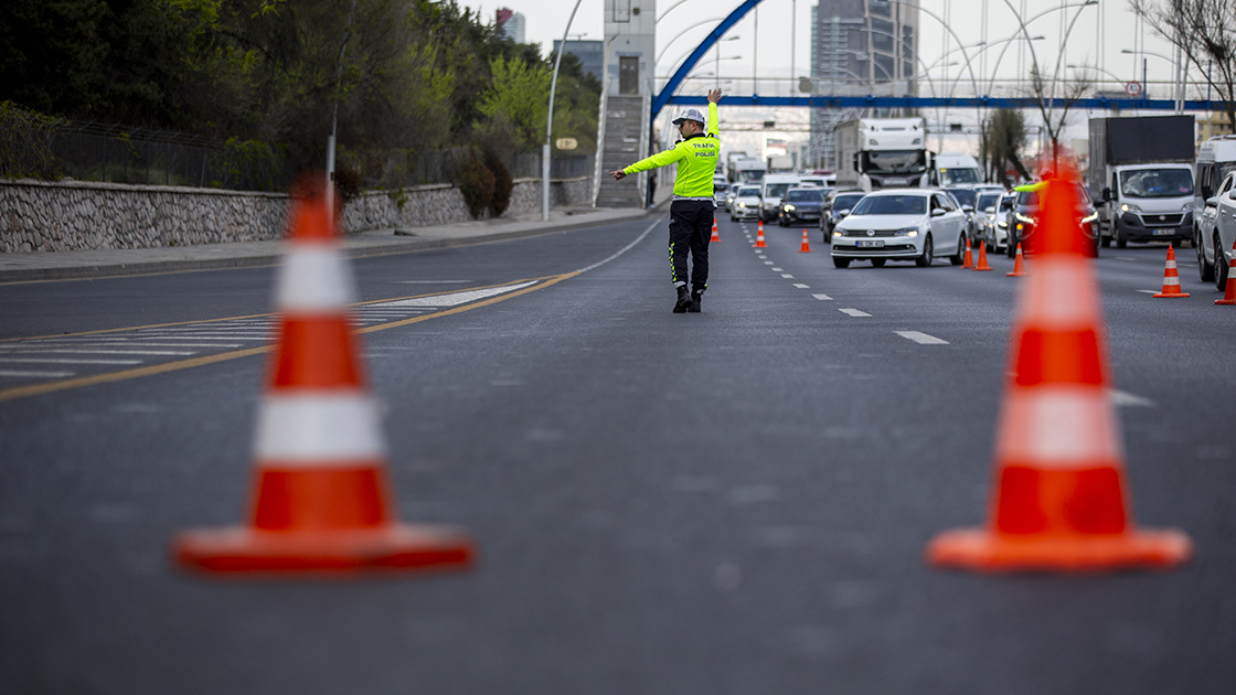 Ankara'da yarın bazı yollar yarın trafiğe kapatılacak