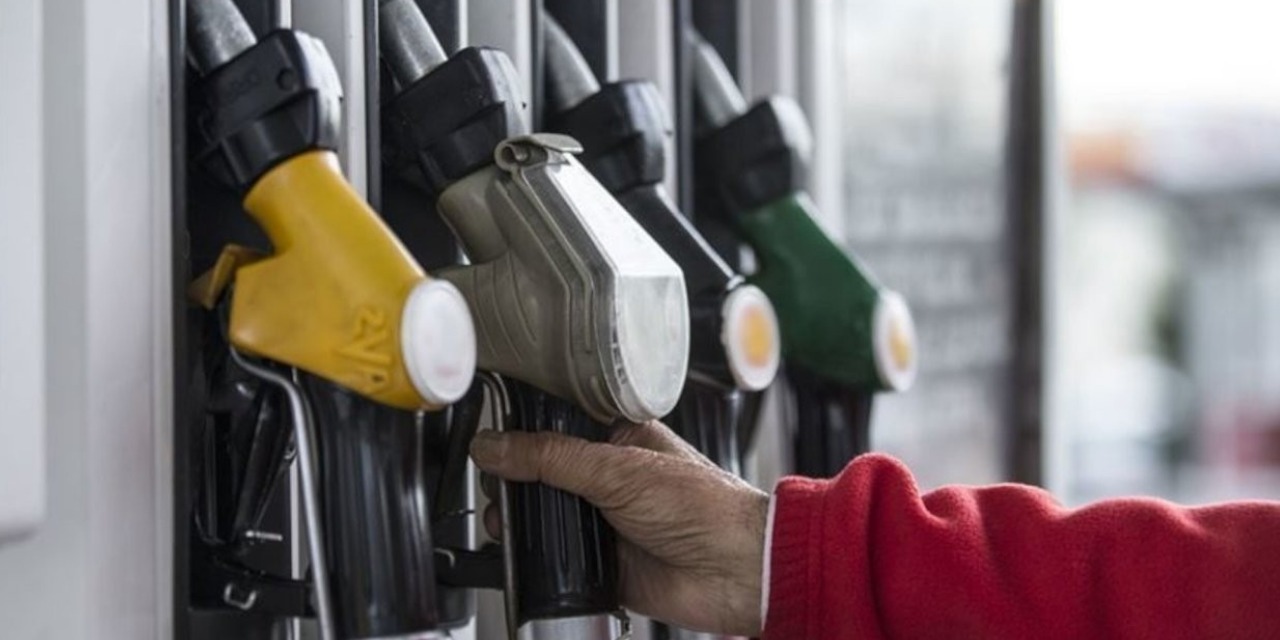 Benzine indirim geliyor! Bu geceden itibaren geçerli olacak