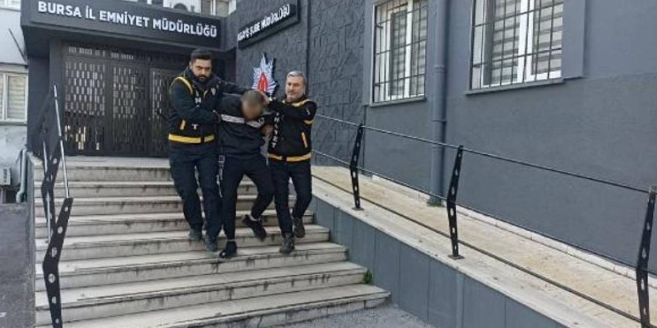 Babasını öldüren sanığa indirimli ceza