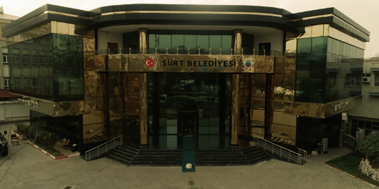 Siirt Belediyesi'ne kayyum atandı