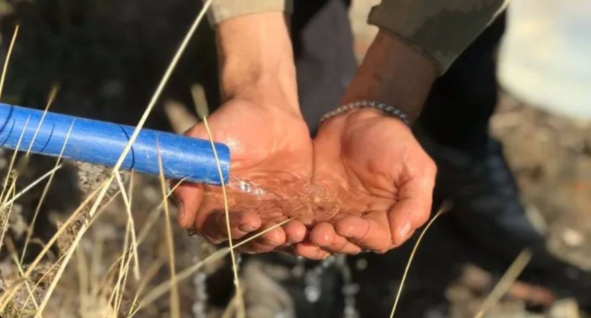 Kokusu yumurta gibi: Şifalı suyu içmek için yurt dışından akın akın geliyorlar!