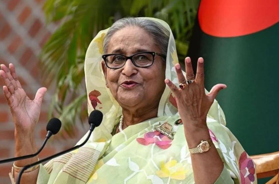 Bangladeş'te ülkeden kaçan eski Başbakan Hasina'ya cinayet soruşturması