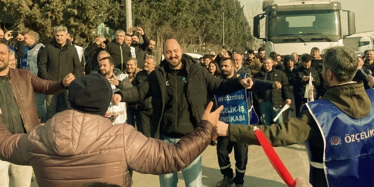 Sosyal medya fenomeni Oğuzhan Alpdoğan eski iş yerindeki greve destek verdi