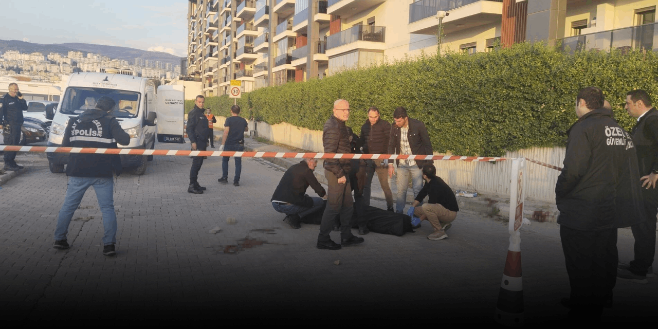 Sokakta önlerini kesti: Eski nişanlısı ile annesini, sonra da kendini vurdu