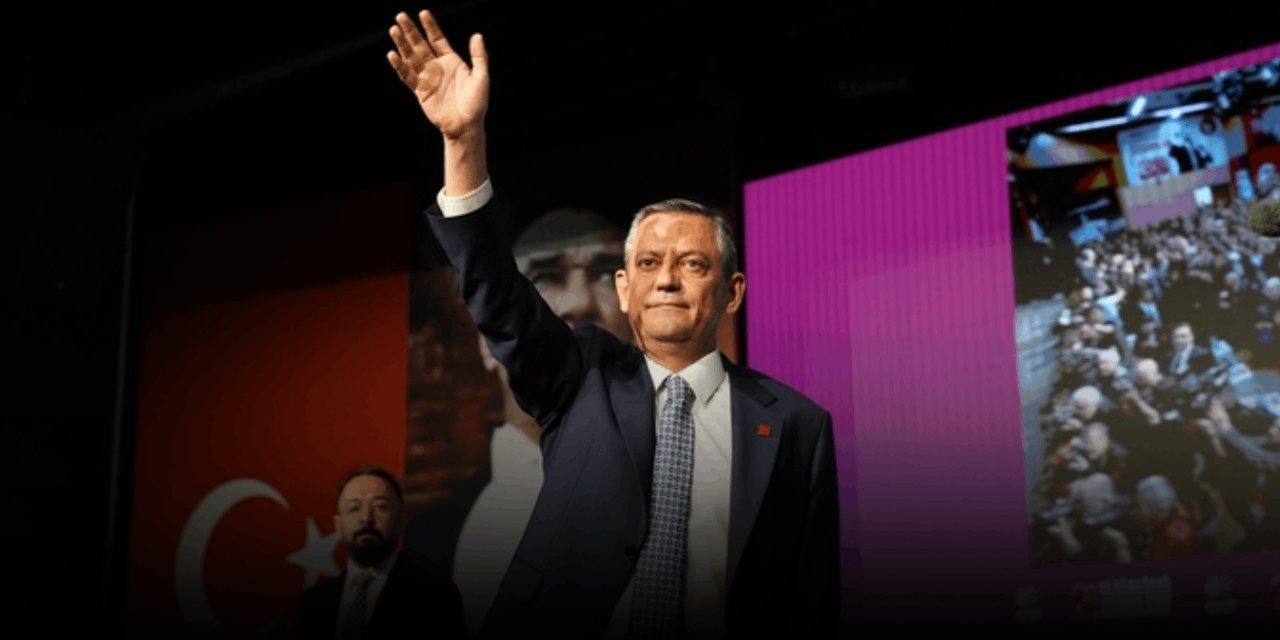 CHP PM ve YDK üyeleri belli oldu: Özgür Özel'in anahtar listesi fire vermedi