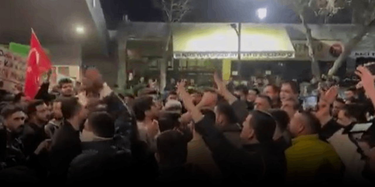 Şehitkamil Belediye Başkanı Umut Yılmaz, CHP'den istifa etti: Tepkiler sokağa yansıdı