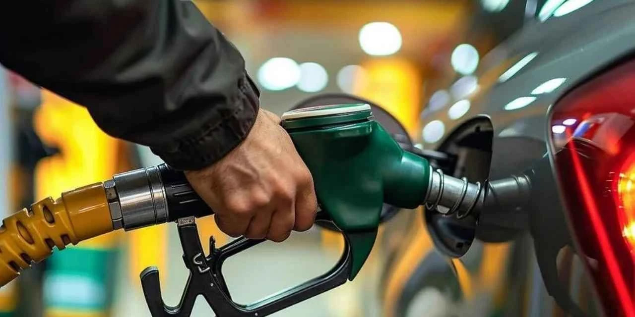 Benzine bir indirim daha geliyor: İşte güncel fiyatlar