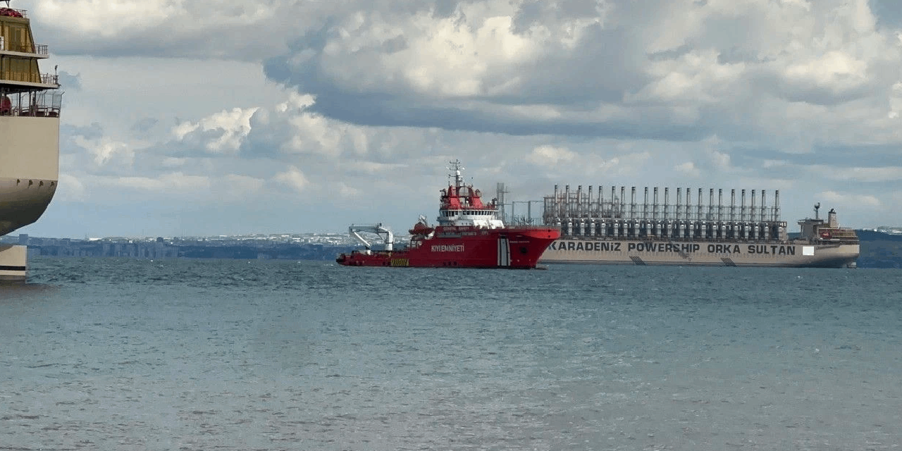 Enerji gemisi karaya oturdu