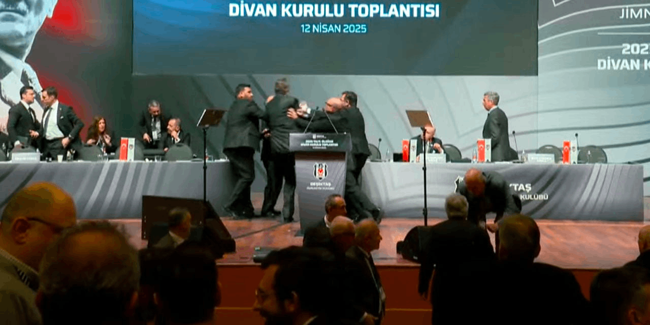 Beşiktaş Divan Kurulu'nda ortalık karıştı! Hasan Arat'a yumruklu saldırı: Görüntüler ortaya çıktı