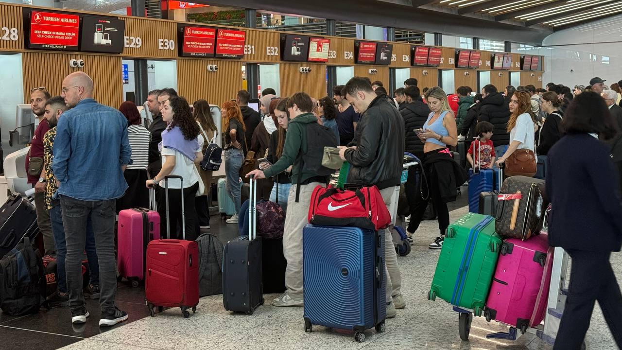 Havaalanlarında yeni dönem: Biniş kartı ve check-in tarihe karışıyor