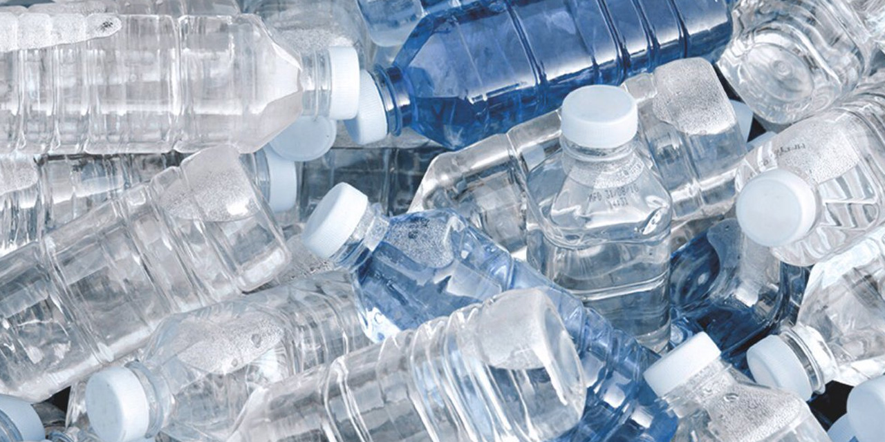 Enfeksiyon Uzmanı Dr. Hüsrev Diktaş’tan plastik şişe uyarısı: Kanserojen maddeler taşıyor