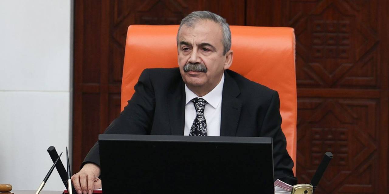 Sırrı Süreyya Önder'in doktorundan açıklama: Uyutucu almadığı halde uyanmıyor
