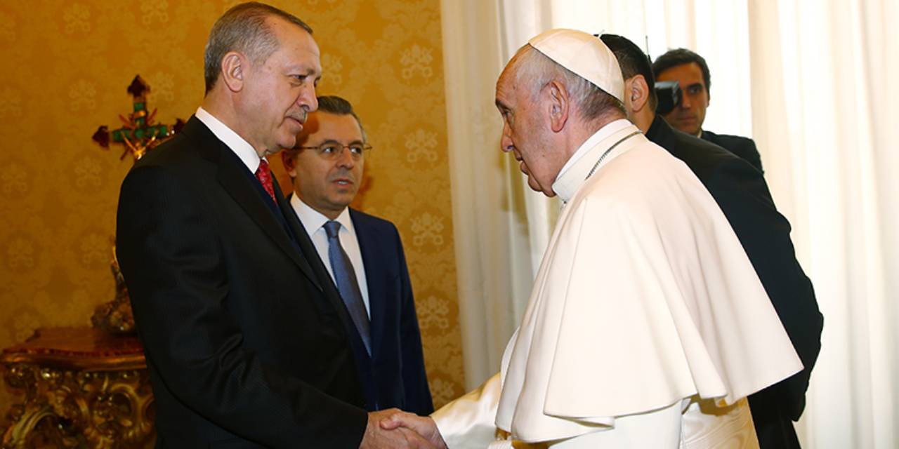 Cumhurbaşkanı Erdoğan'dan Papa için taziye mesajı