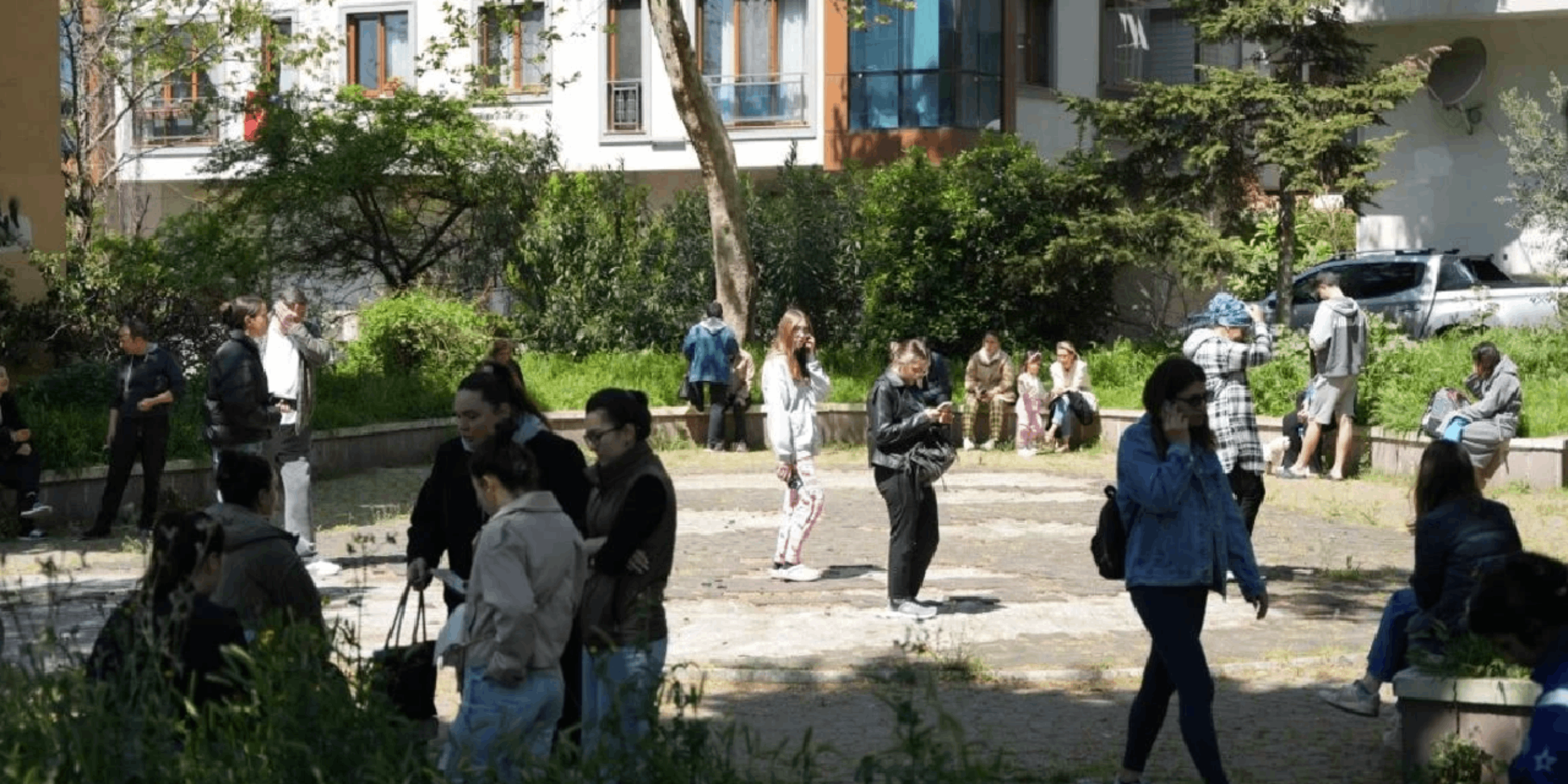 İstanbul'da 6.2 büyüklüğünde deprem: İstanbul Valiliği yaralı sayısını açıkladı