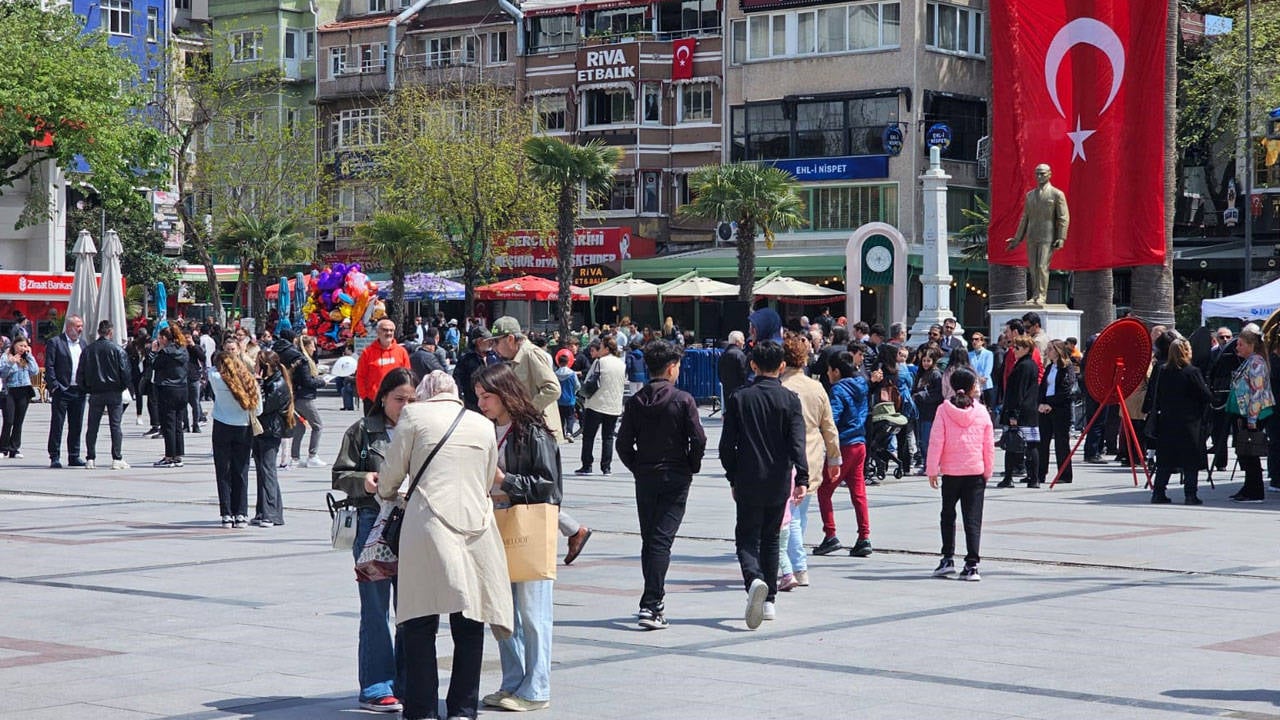 Silivri'de deprem alarmı: 'İkinci bir emre kadar evlerinize girmeyin' uyarısı