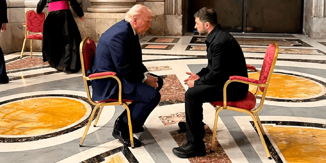 Dünyanın konuştuğu gerilim sonrası ilk temas: Papa'nın cenaze töreninde Trump ve Zelenski görüşmesi