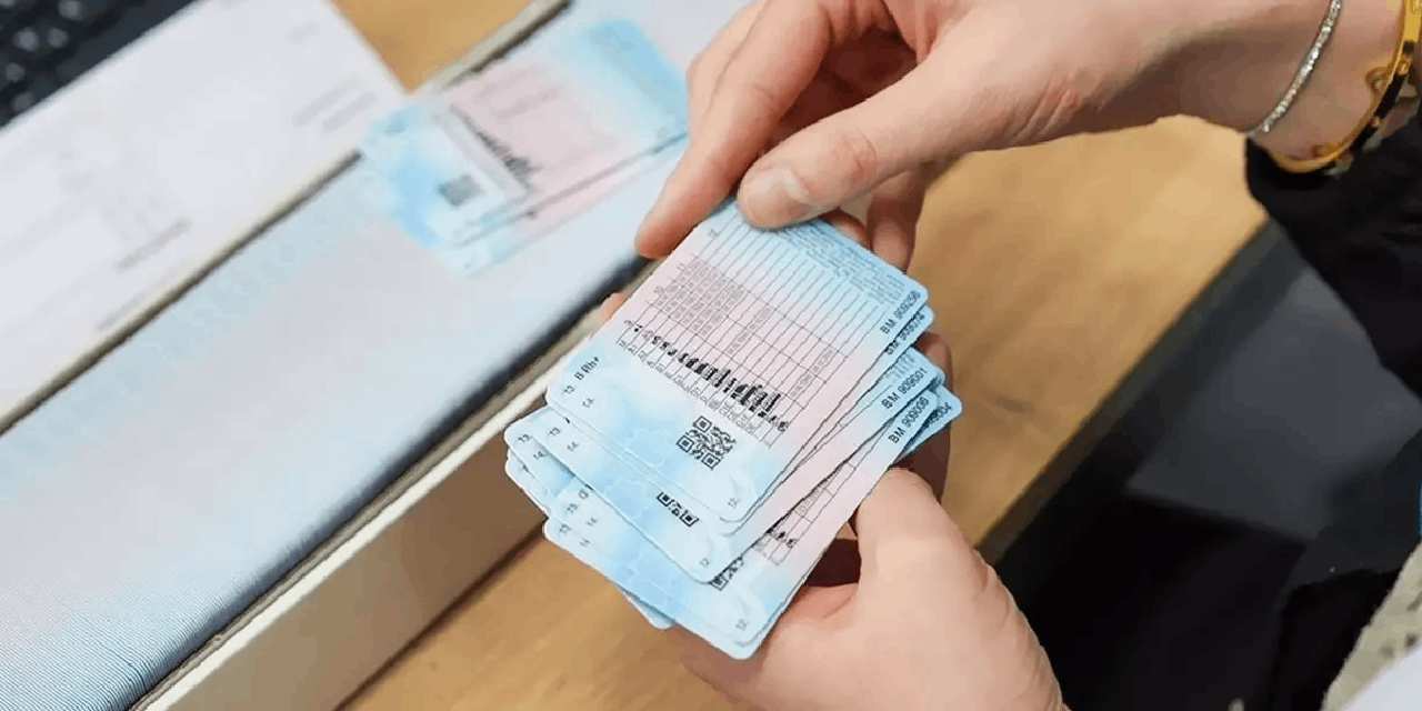 Eski tip ehliyet sahiplerine uyarı: Son tarih verildi