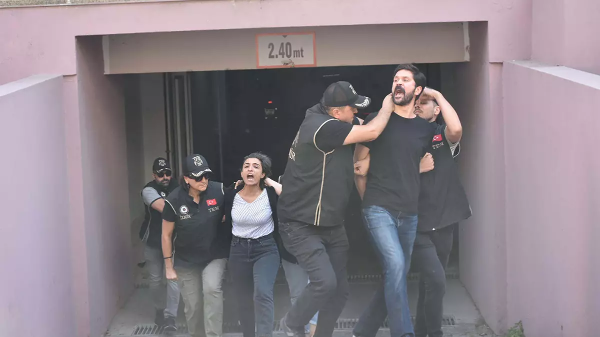 Eski HDP İzmir İl Eş Başkanı Vedat Çınar Altan'a hapis cezası