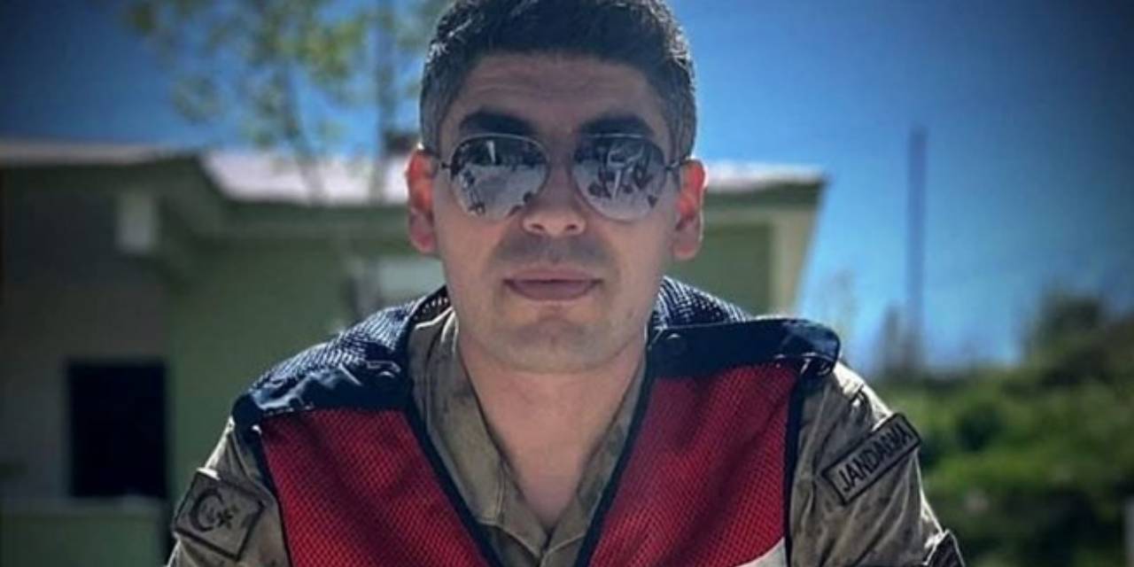 Acı haberi Vali duyurdu: Halı saha maçı sonrası fenalaşan astsubay yaşamını yitirdi