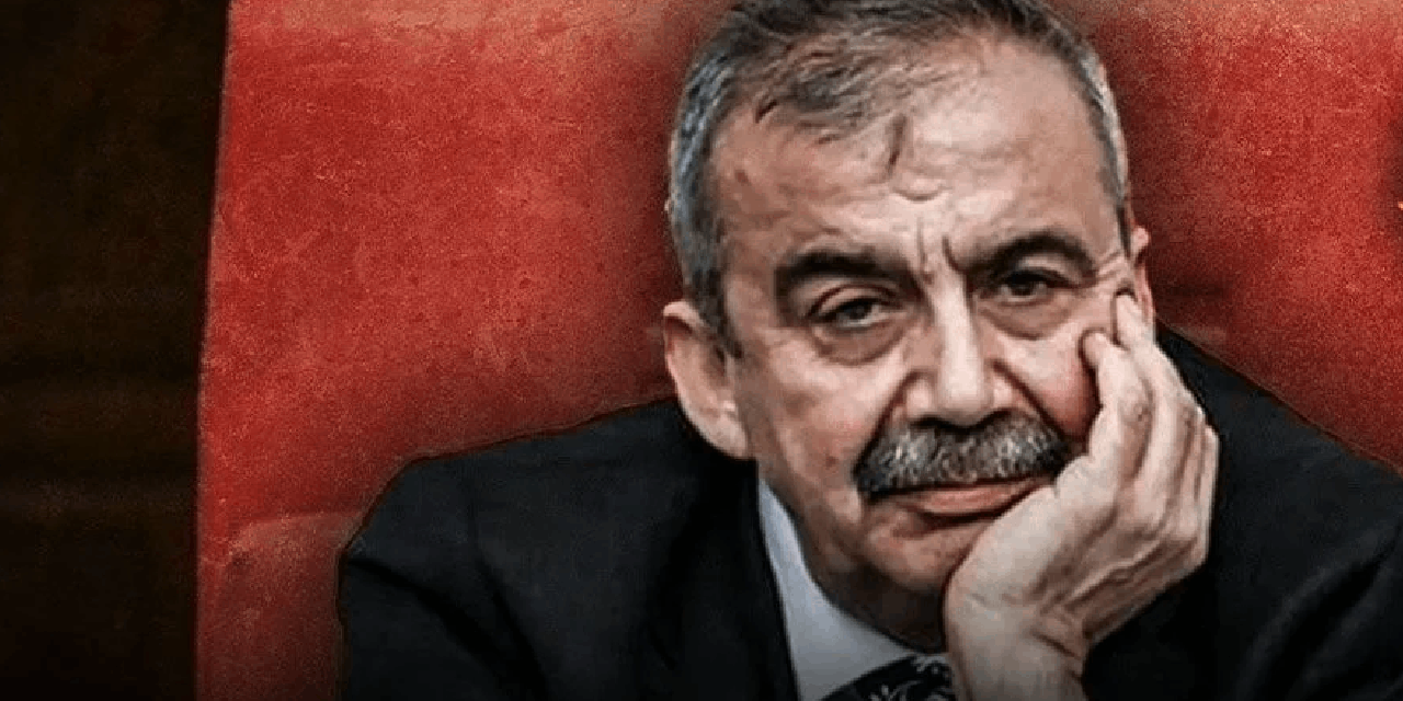 Sırrı Süreyya Önder yaşamını yitirdi