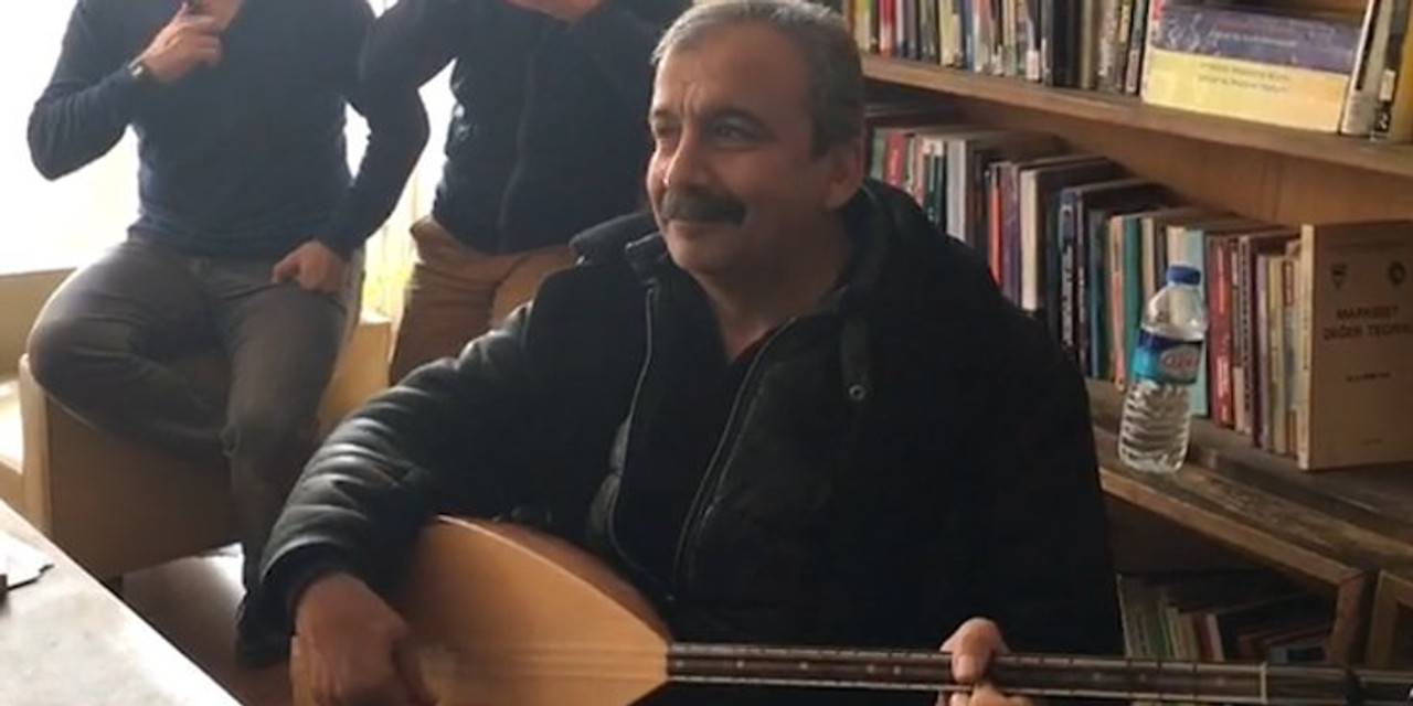 Gülten Kaya paylaştı: Sırrı Süreyya Önder'in Kürtçe şarkı kaydı ortaya çıktı