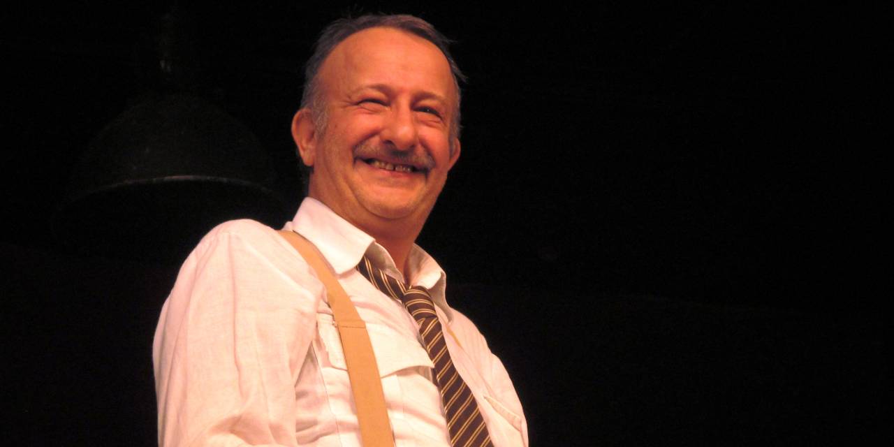 Ünlü sanatçı Naşit Özcan hayatını kaybetti
