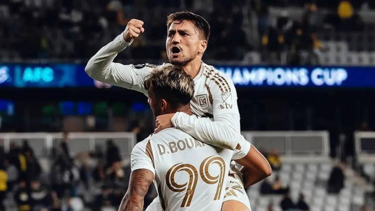 Los Angeles'tan 25 milyonluk Cengiz Ünder kararı
