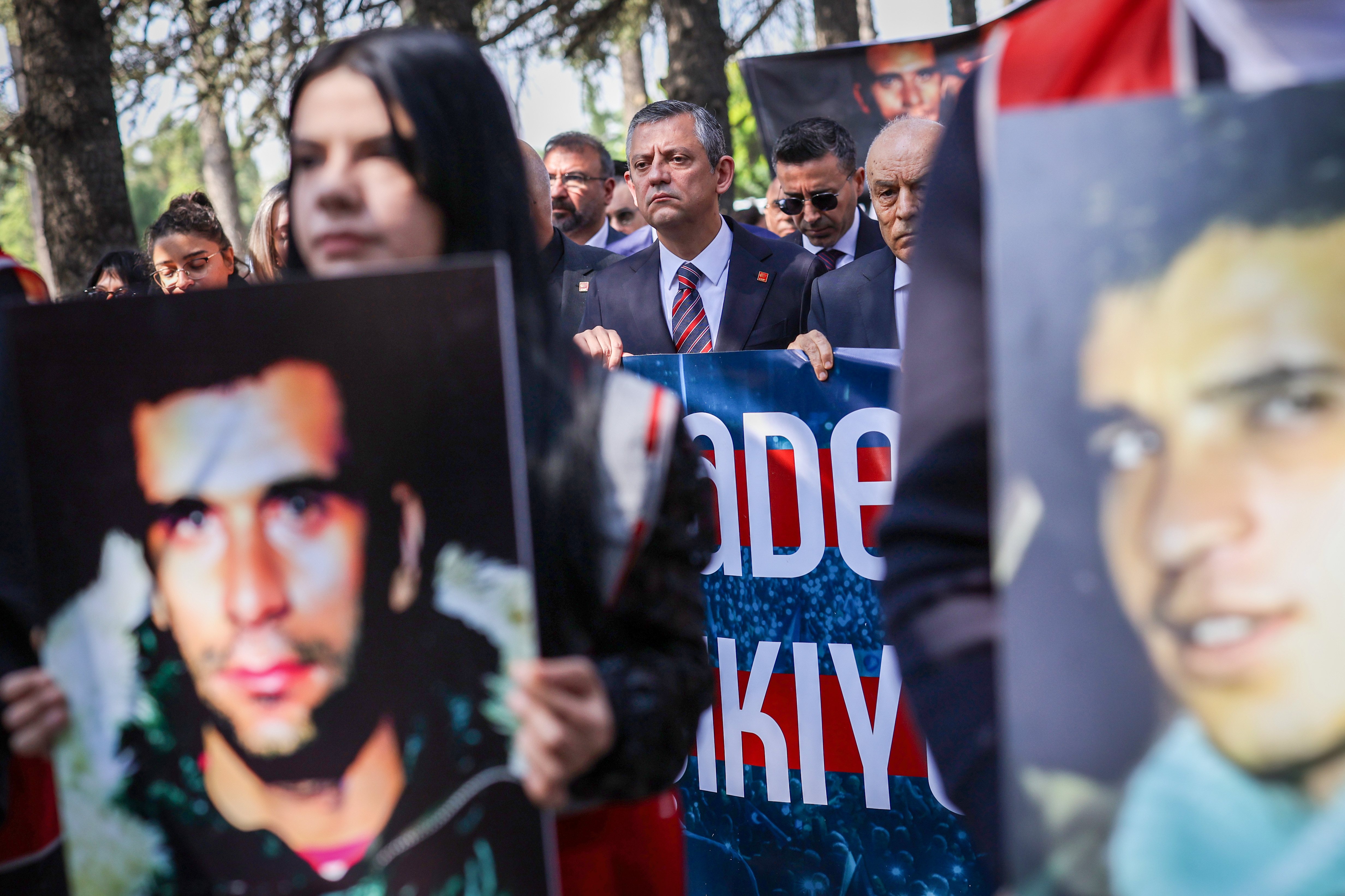 3 fidan mezarı başında anıldı