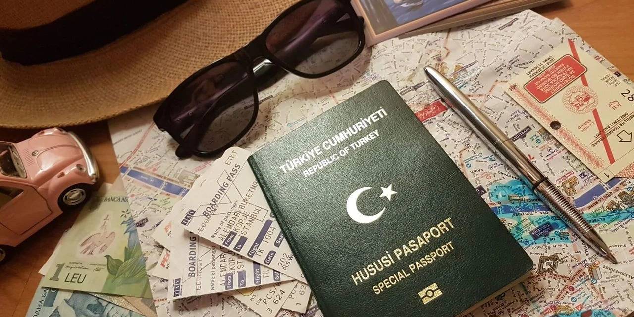 Dünyanın en güçlü pasaportları açıklandı: Türk pasaportundan sürpriz yükseliş