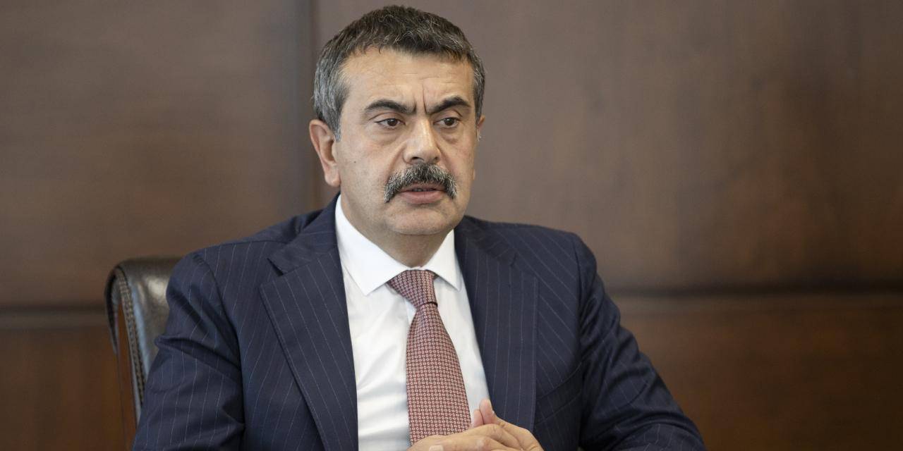 Bakan Tekin'den 'zorunlu eğitim' ve 'Kürtçe' açıklaması