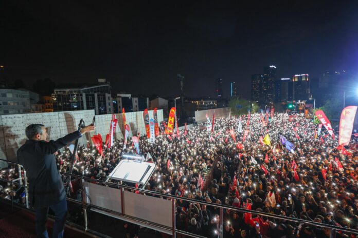 Özgür Çelik duyurdu: CHP'nin yeni miting yeri belli oldu