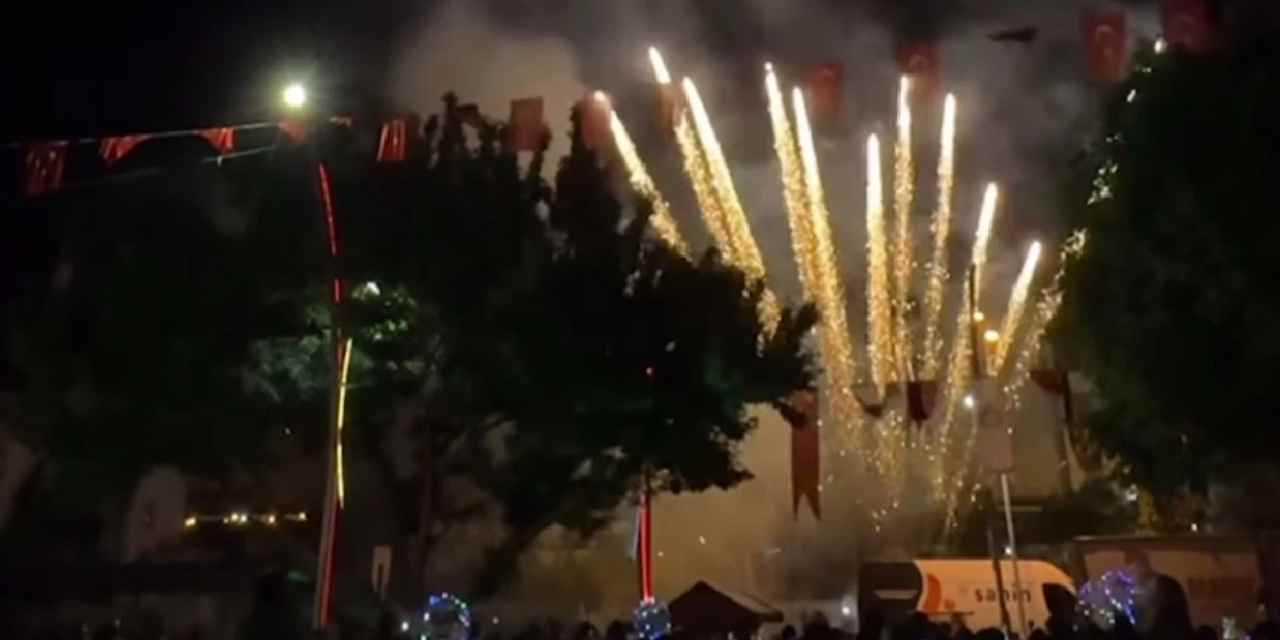 Havai fişekleri ateşleyen işçi felaketi yaşadı