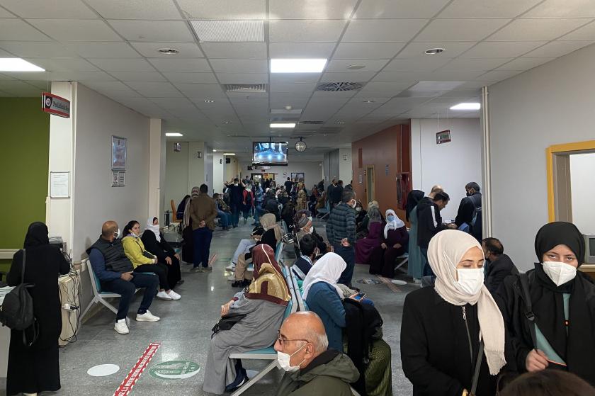 MHRS'de randevu krizi büyüyor: Hasta olmak bile lüks oldu