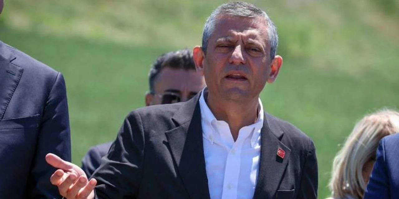 Özgür Özel'den 'yeni anayasa' eleştirisi: Müzakere değil mücadele edilir