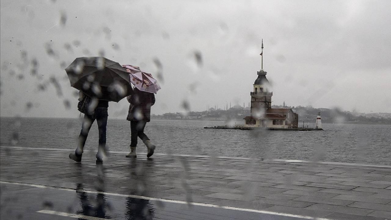 AKOM, İstanbulluları uyardı: Gök gürültülü sağanak geliyor