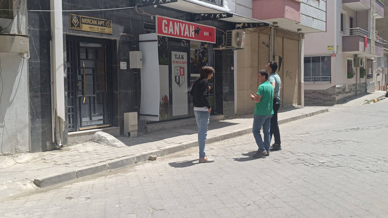 Sokaktaki kediyi pompalı tüfekle öldürdü: Gözaltına alınıp serbest bırakıldı