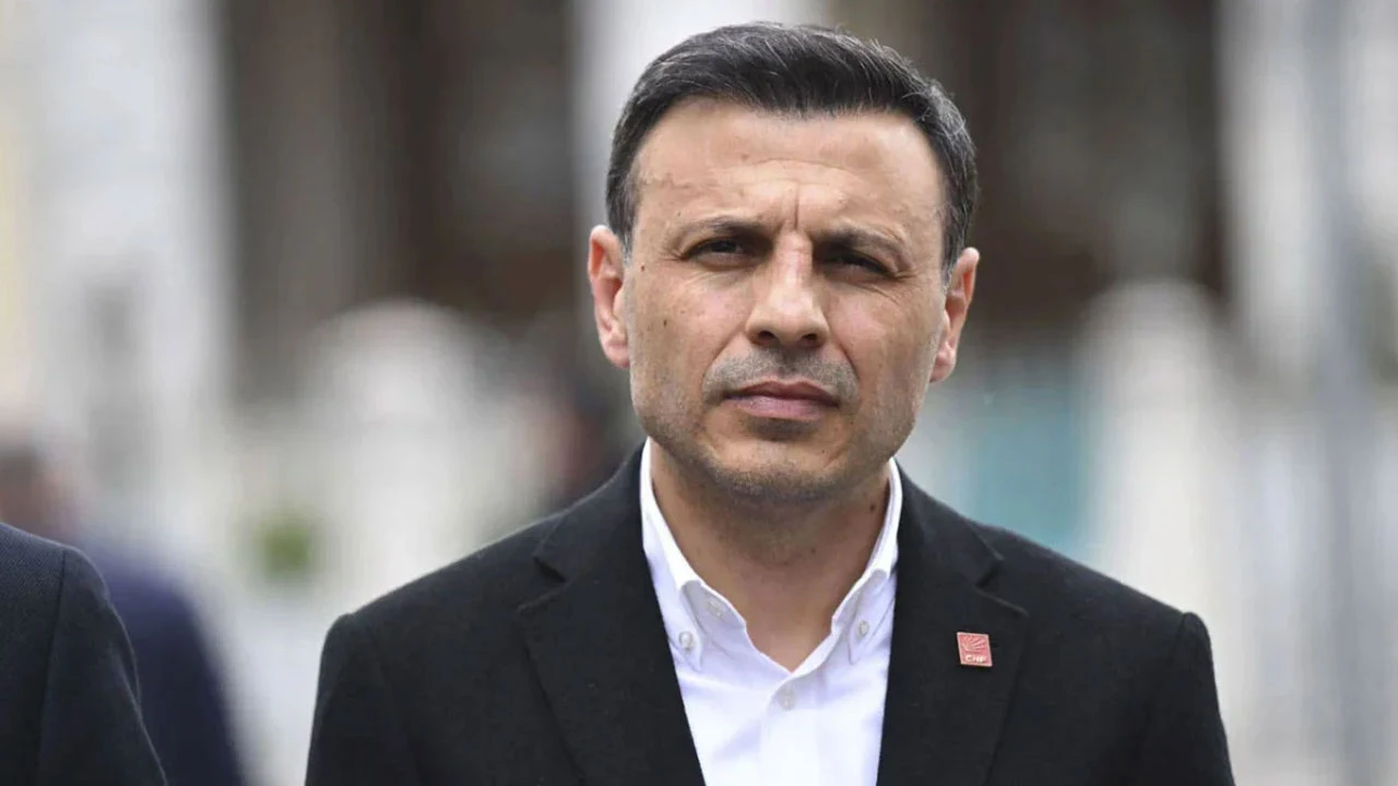 Özgür Çelik, Silivri'de tutuklu gençlerin davasını takip ediyor: Derhal özgürlüklerine kavuşmalarını bekliyoruz