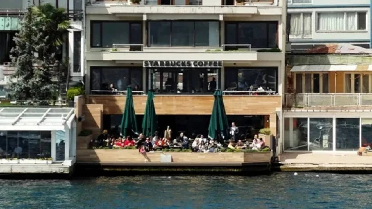 Bebek'teki tarihi yalı el değiştirdi: 903 milyon TL'ye satıldı