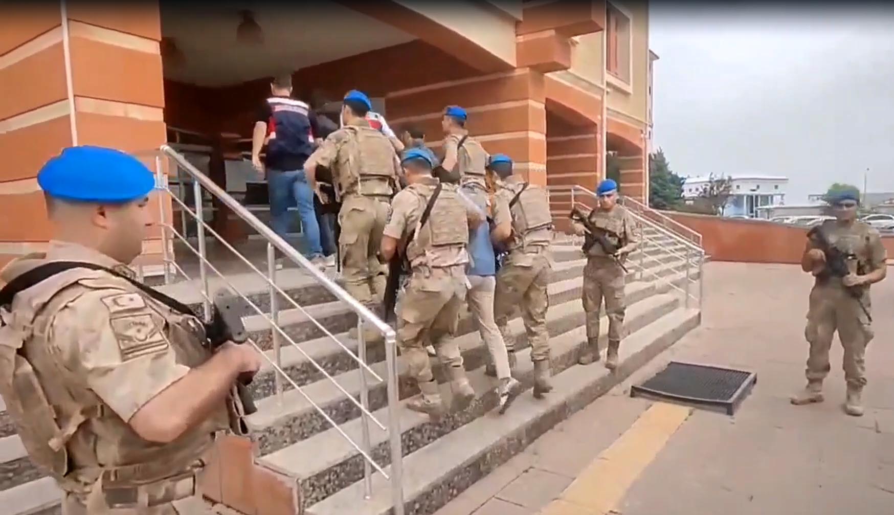 18 ilde IŞİD operasyonu: 39 şüpheli gözaltında