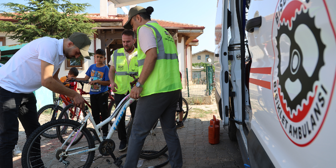 Konya'da bisiklet tutkunları için yepyeni bir hizmet devreye girdi: "Bisbulans"