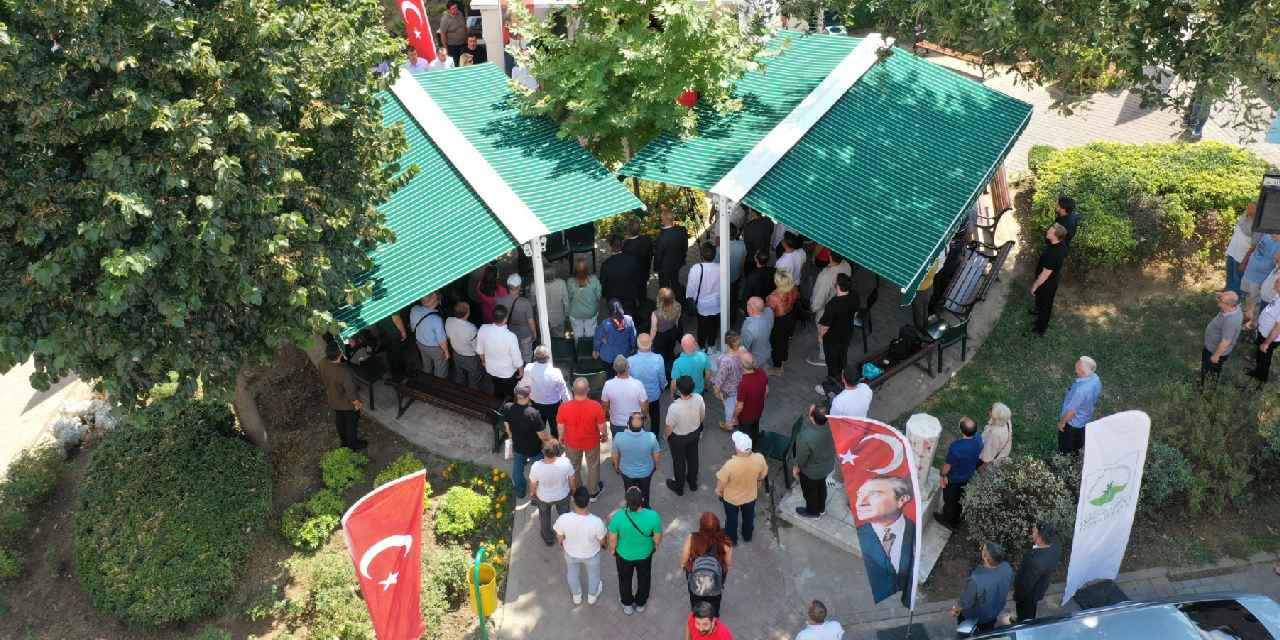 Başkan duyurdu: 5 TL olduğunu duyan emekliler akın etti