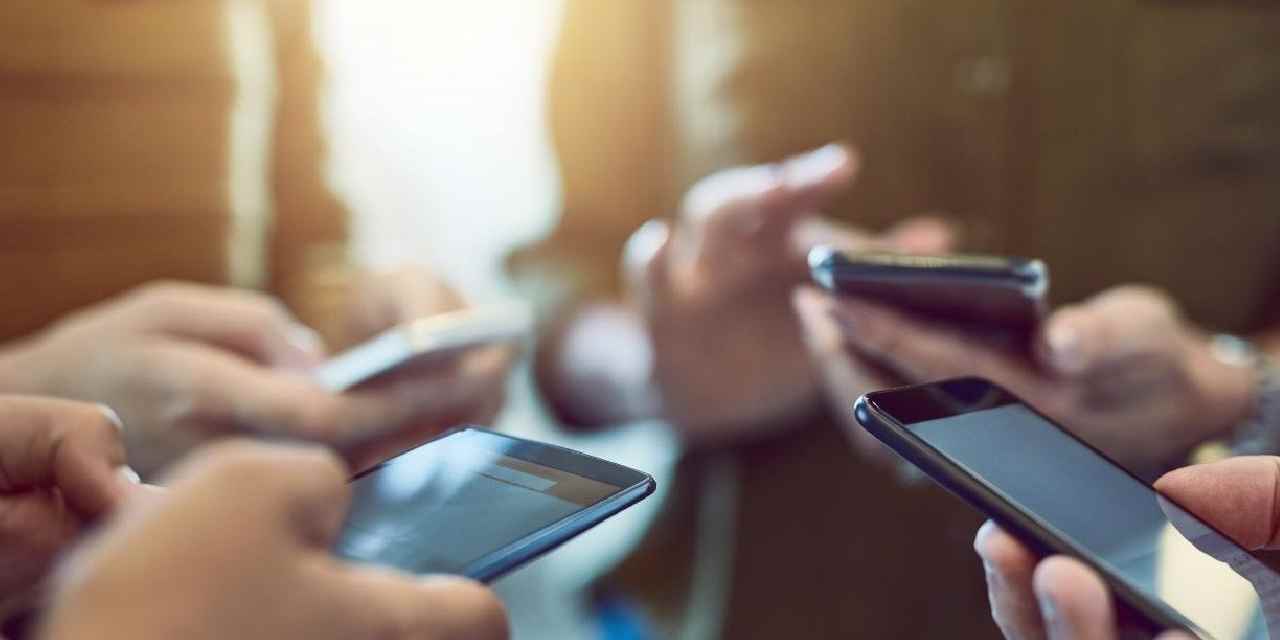 Başkan müjdeyi verdi: İnternet artık ücretsiz oldu